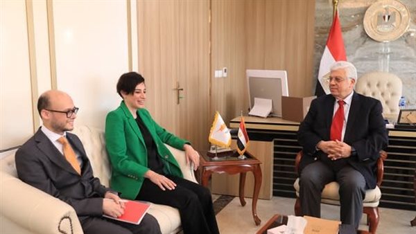 لقاء وزير التعليم