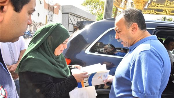 محافظ أسيوط