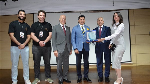 جانب من الفاعليات