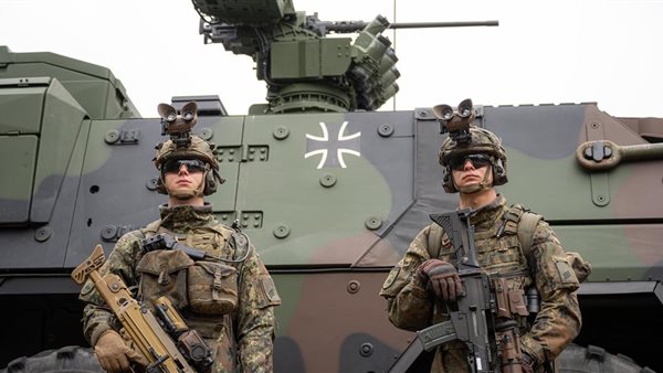 تدشين لواء مدرعات