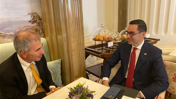 وزير الاستثمار ورئيس