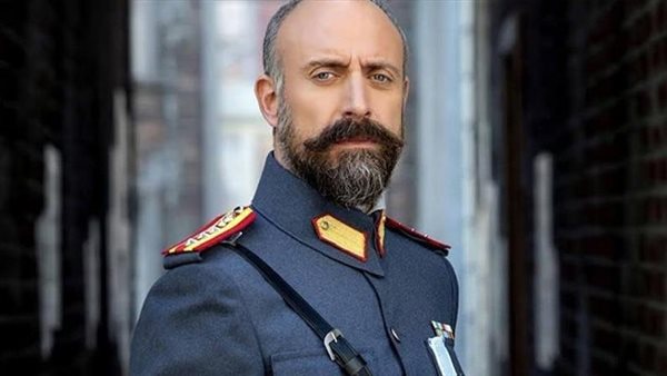  الممثل التركي خالد