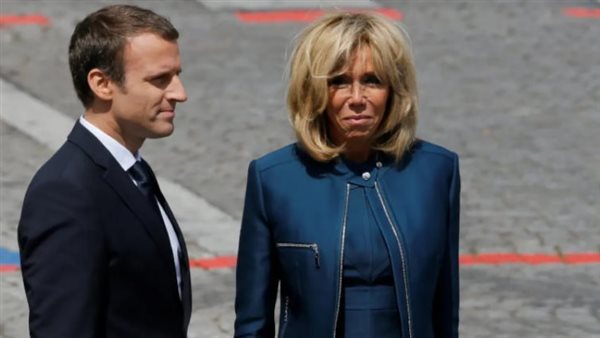الرئيس ماكرون وزوجته