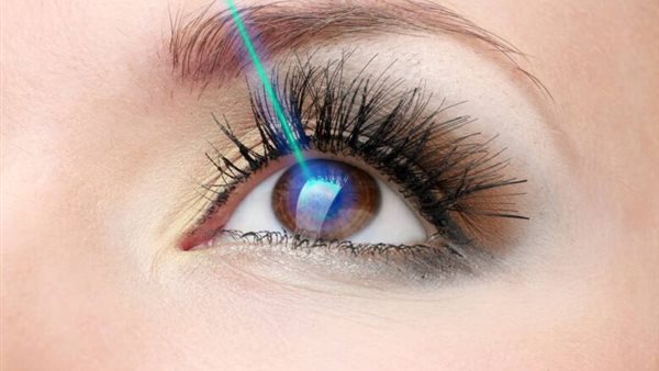 عملية الليزك