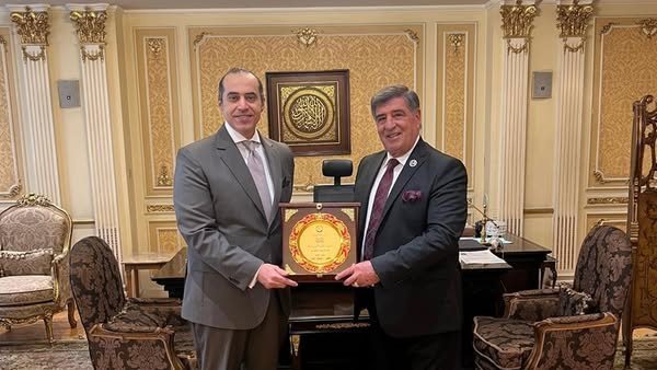 جانب من التسليم