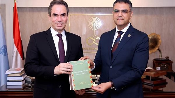 وزير الاوقاف ورئيس