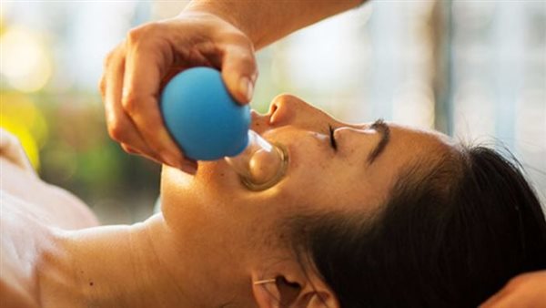 الحجامة للبشرة 