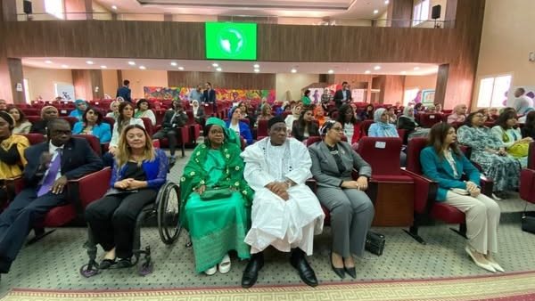 ندوة  النساء الأفريقيا