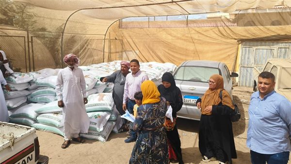 50 طنًا من الأعلاف