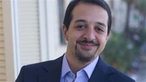 أحمد عصمت، استشاري