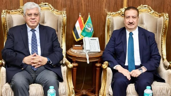 محافظ المنوفية يستقبل