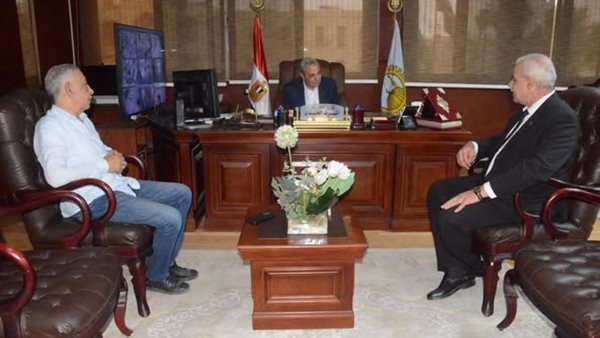 محافظ الغربية