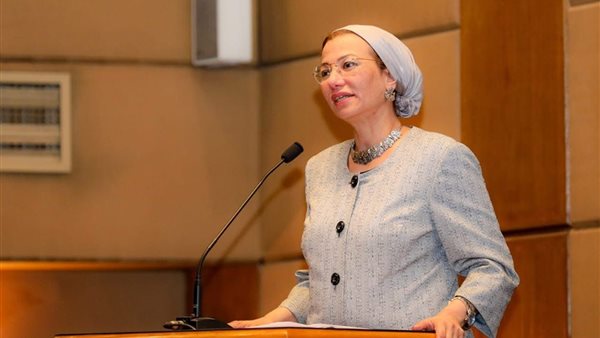  الدكتورة ياسمين