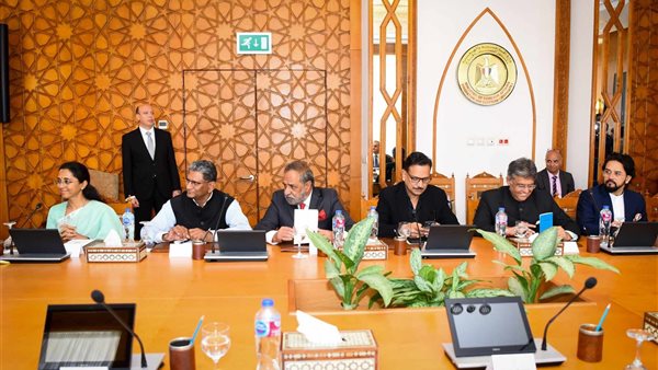  بدر عبد العاطي 