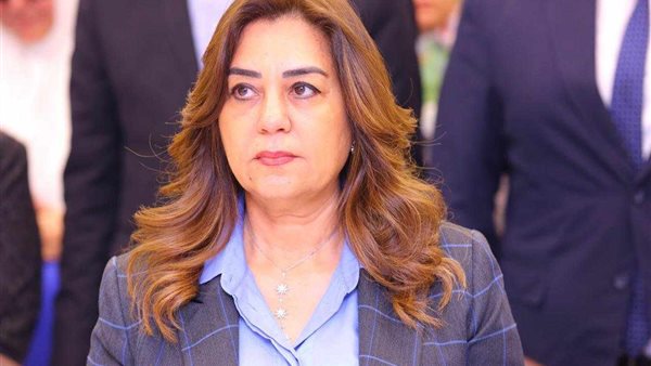  وزيرة التنمية المحلية