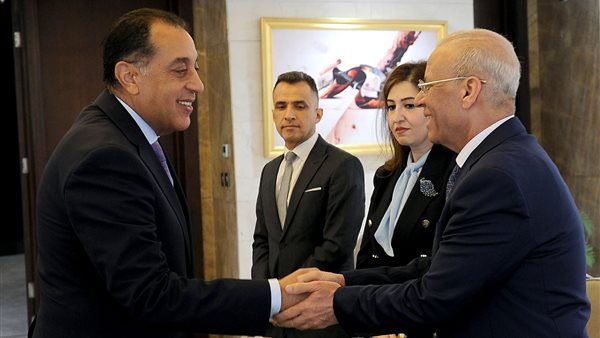 رئيس الوزراء يستقبل