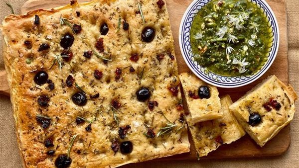 طريقة عمل خبز الفوكاشيا