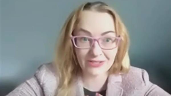  الدكتورة كاميلا