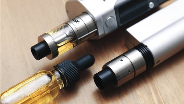  السجائر الإلكترونية