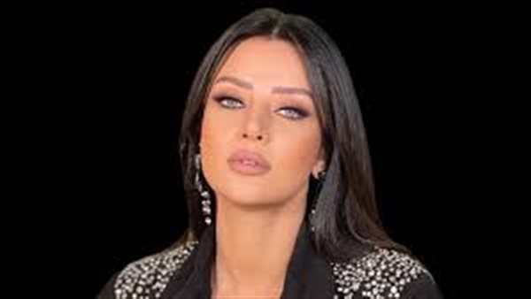 رضوى الشربيني 