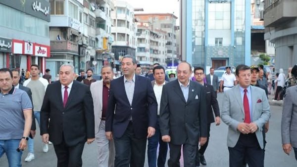 ساحة ميدان الساعة