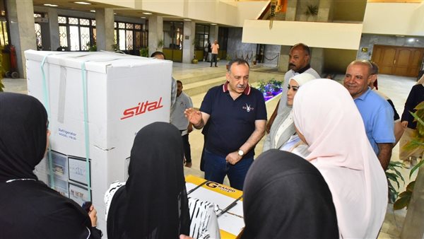 محافظ أسيوط 