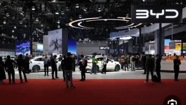 المعادن النادرة مقابل