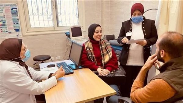 فحص المقبلين على