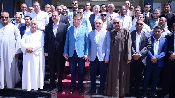 جانب من الزيارة