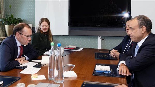 لقاء وزير الخارجية