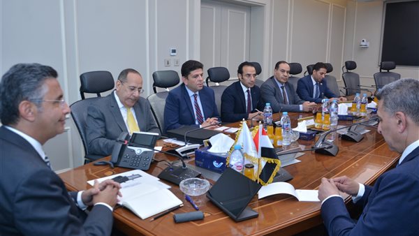  الدكتور شريف فاروق