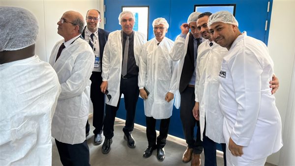 صورة من الافتتاح