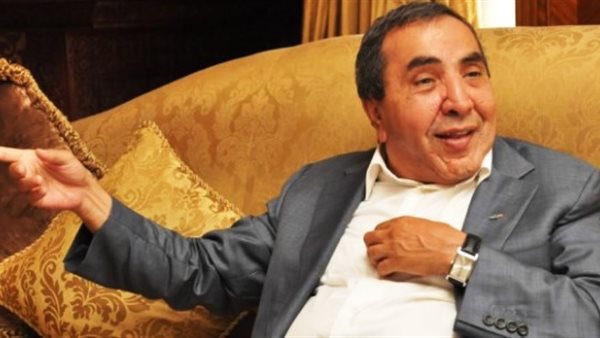  الدكتور مصطفى عزيز