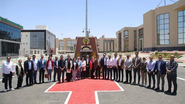 جانب من الزيارة