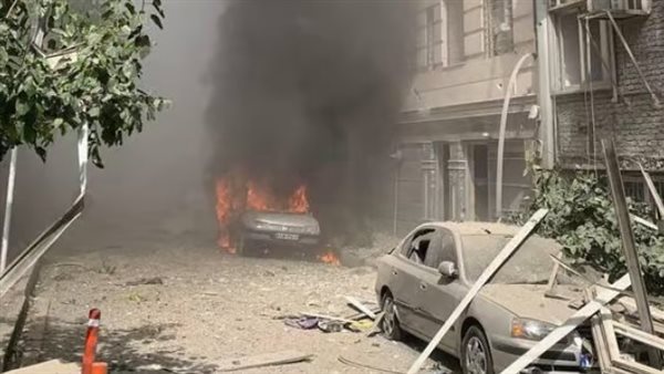 سيارات مفخخة في طهران