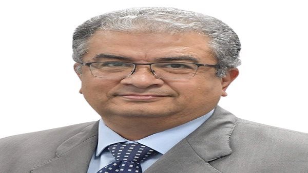 الدكتور أيمن عبدالوهاب