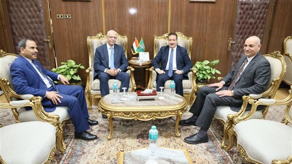 محافظ المنوفية يستقبل