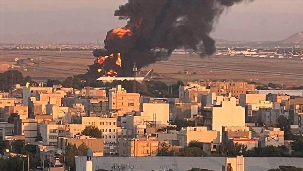 إسرائيل تهاجم طائرة