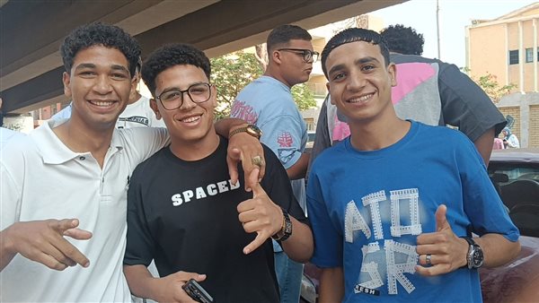 طلاب الثانوية العامة