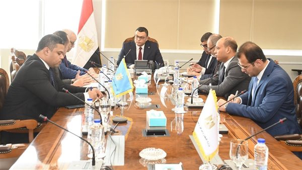 وزير الإسكان