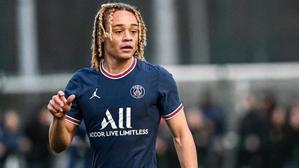 المهاجم الهولندي