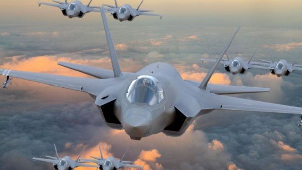 طائرات مقاتلة 