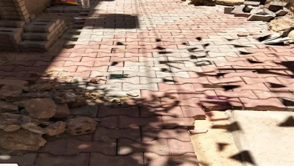 بلاط الإنترلوك 