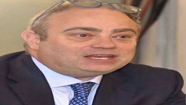 الدكتور طارق شريف