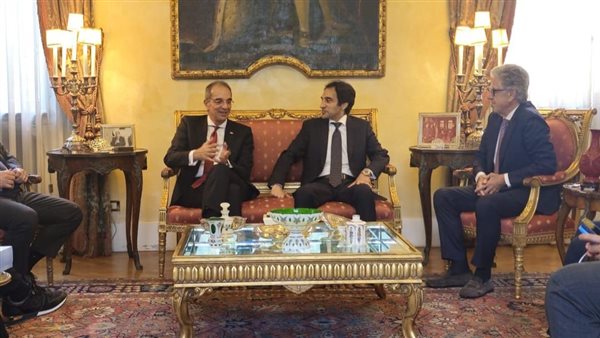 جانب من الزيارة