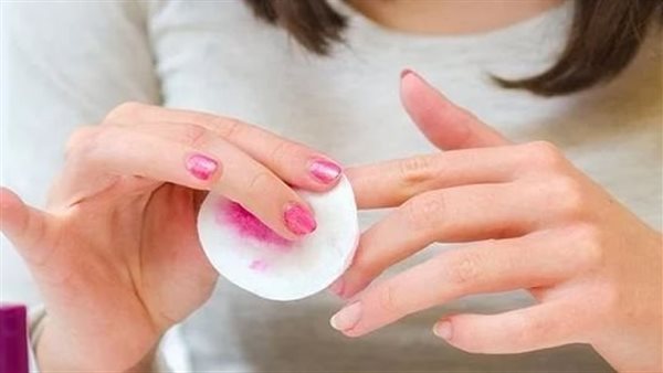 إزالة المناكير من