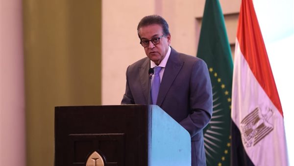  الدكتور خالد عبدالغفار