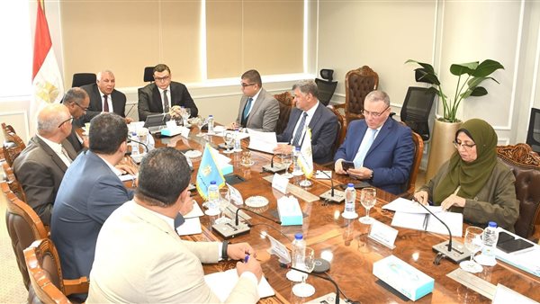 وزير الإسكان