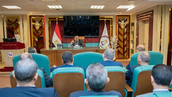  وزير الإنتاج الحربي