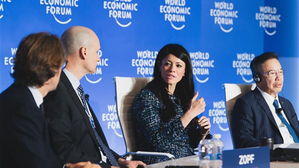  وزيرة التخطيط